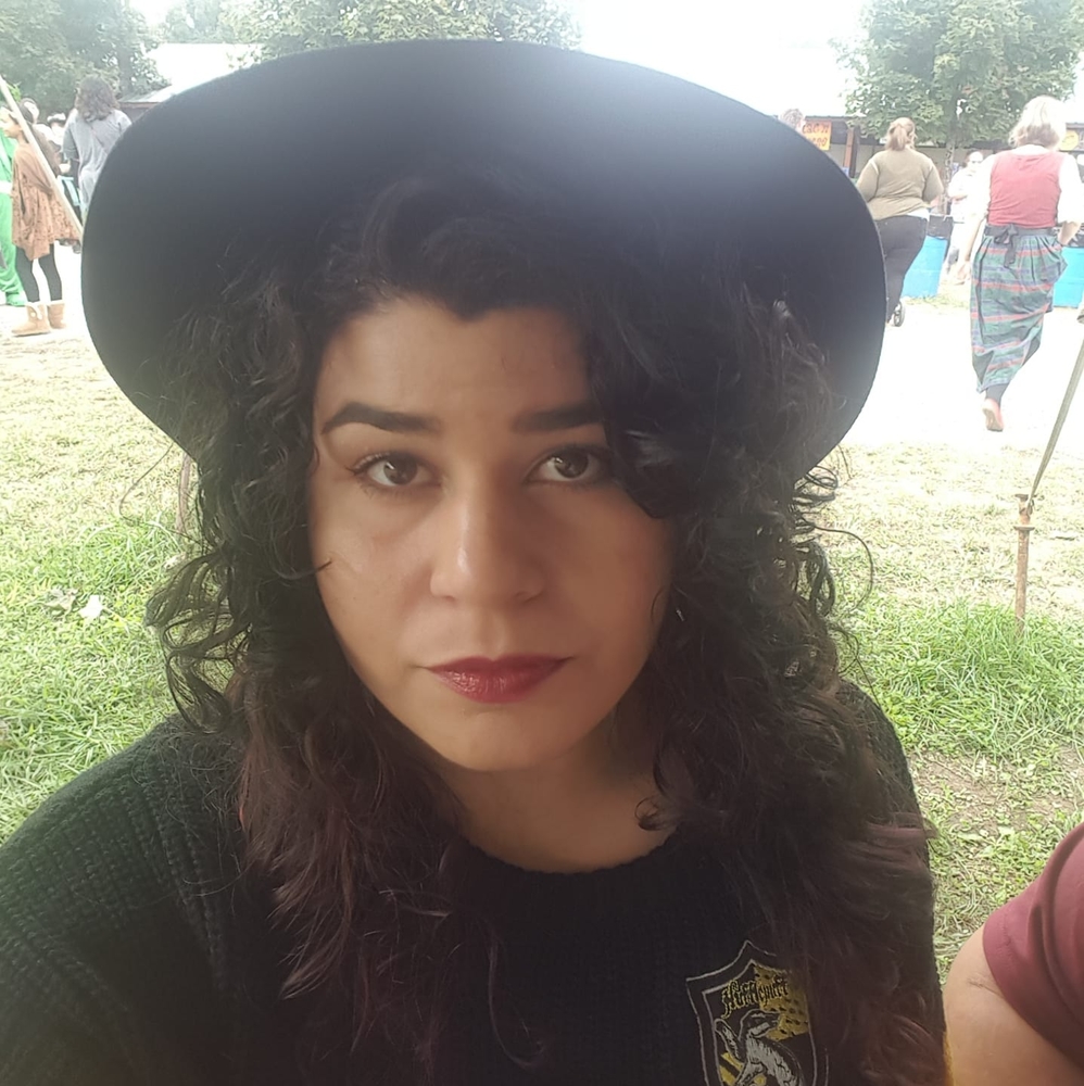 Meet your Posher, Veronica